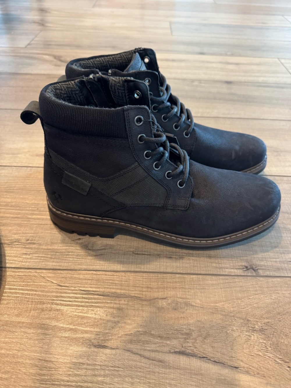 Men’s Outpost Makers black lace up boots size 9 nwt